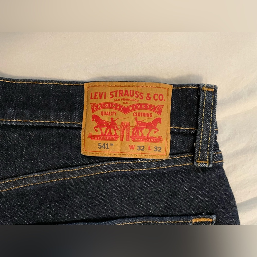 Levi’s 541 Atheltic Taper 32x32
